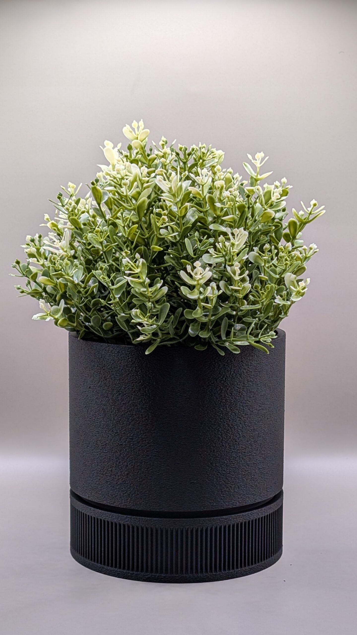 Orion Flow Planter - Image 2